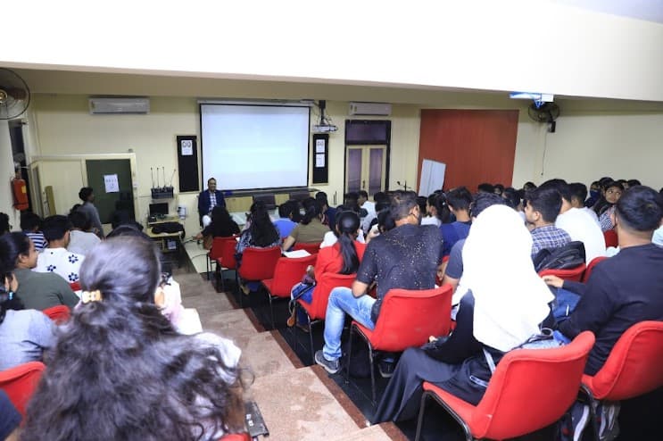 R.D. & S.H. National College And S.W.A. Science College Mumbai Auditorium & Conference photo 4